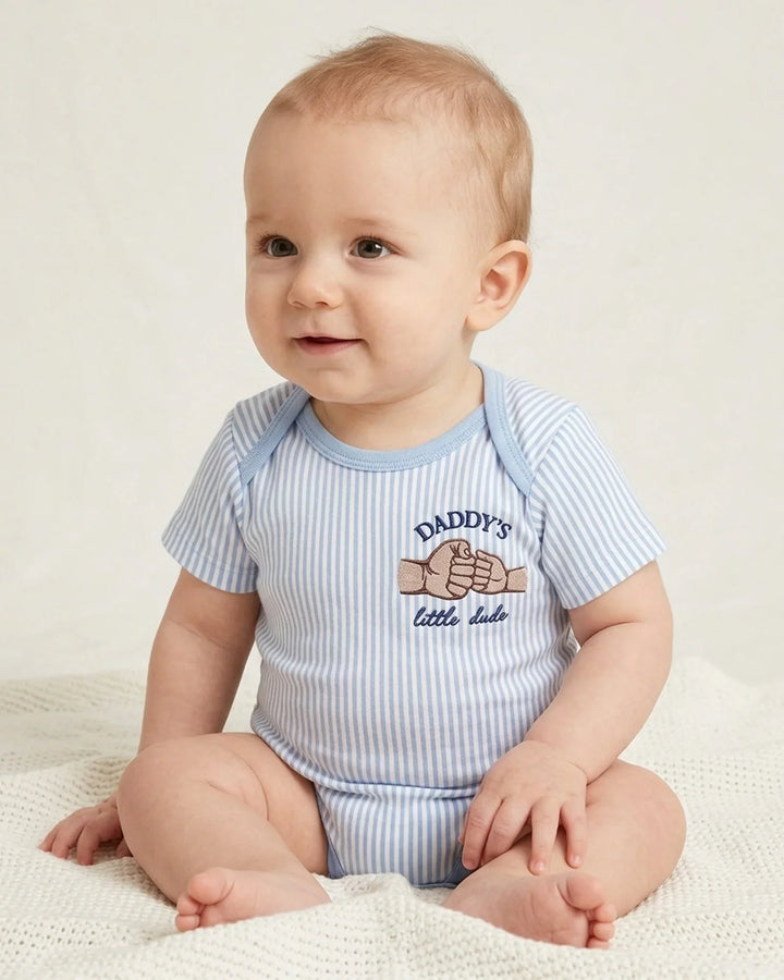 Gerippte Babykleidung mit individuellem Foto - Weich &amp; Skizzenhaft