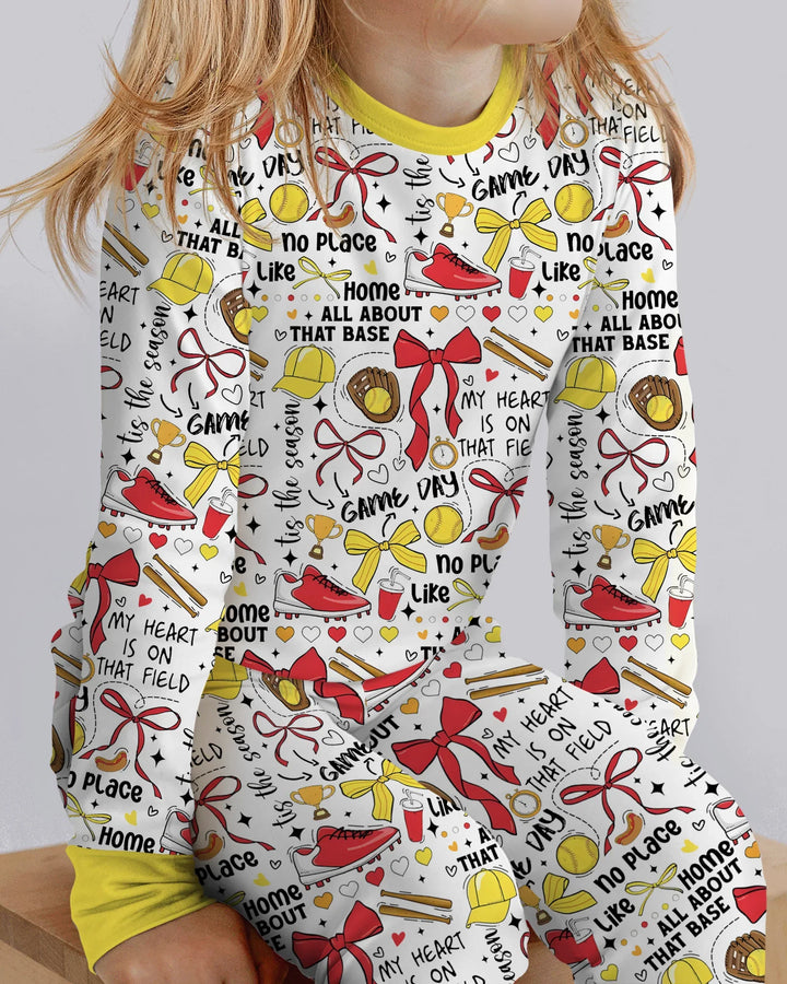 Zweiteiliges Langarm-Pyjama-Set mit Sommerfrüchten