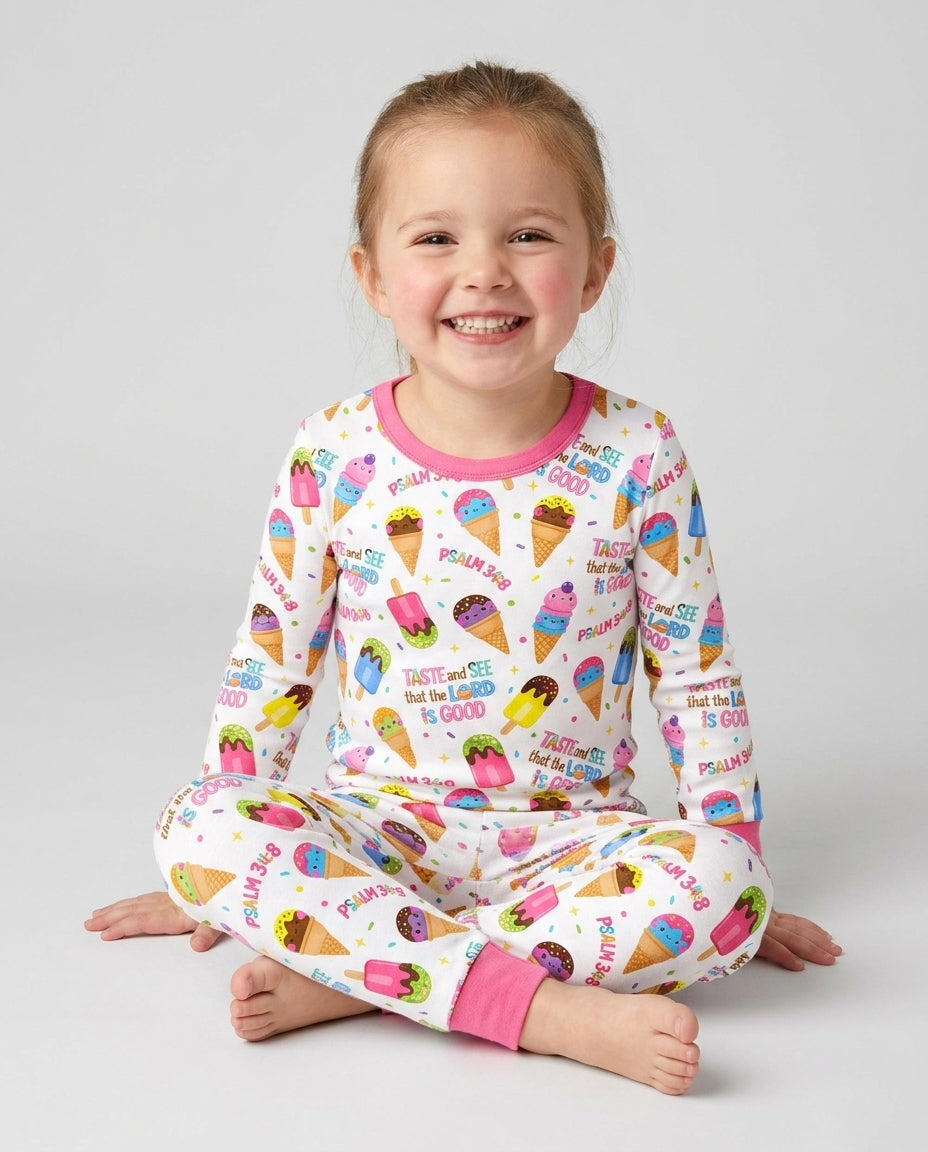 Zweiteiliges Langarm-Pyjama-Set mit Sommerfrüchten