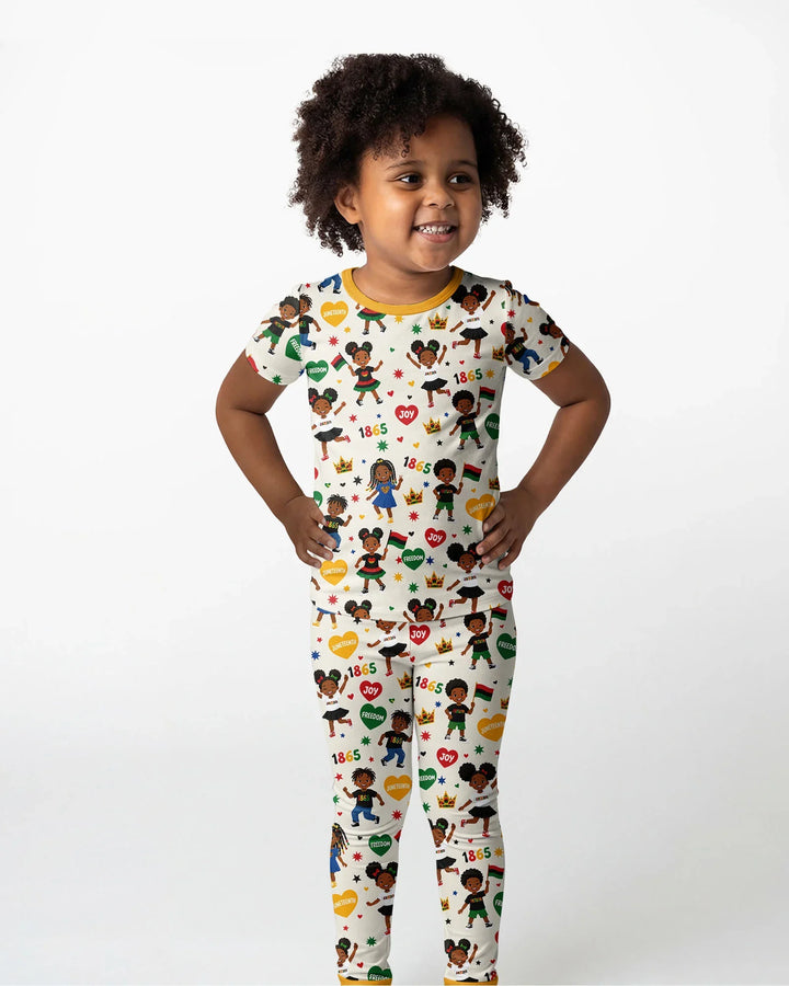 Zweiteiliges, kurzärmliges Pyjama-Set mit Marienkäfern