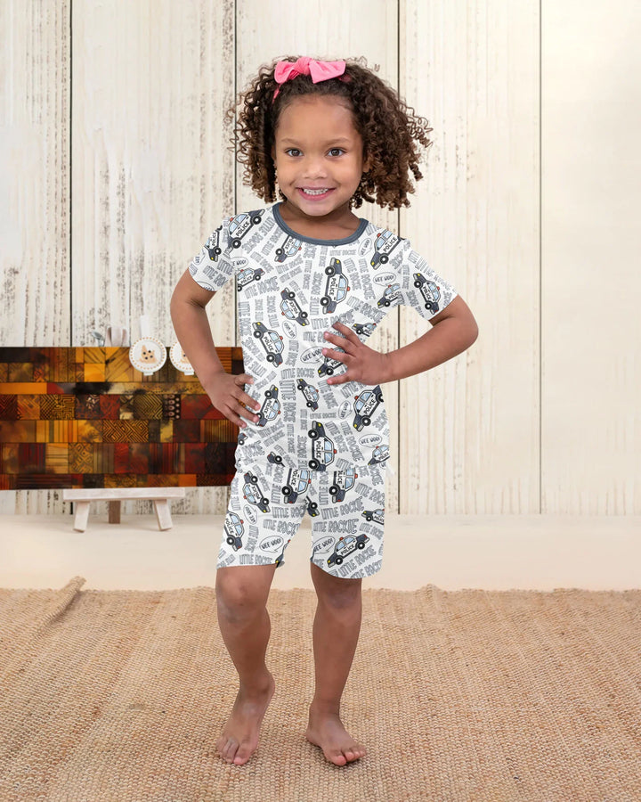 Template Zweiteiliges Pyjama-Set mit kurzen Ärmeln und Shorts