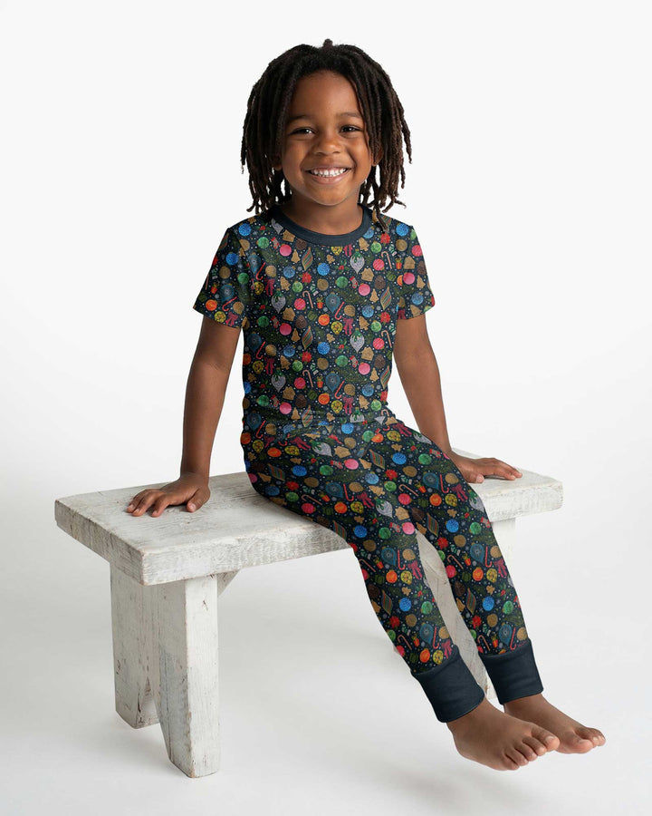Holiday Ditsy Bamboo Two Piece Short Sleeve Pajama Set