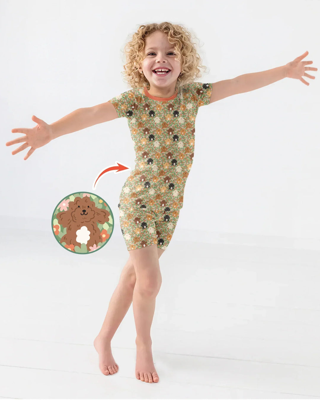 Template Zweiteiliges Pyjama-Set mit kurzen Ärmeln und Shorts