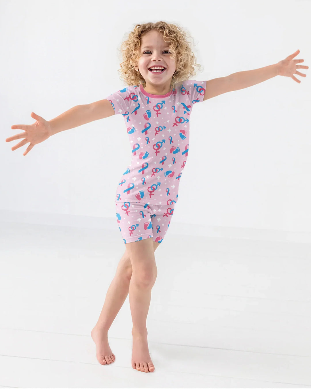 Template Zweiteiliges Pyjama-Set mit kurzen Ärmeln und Shorts