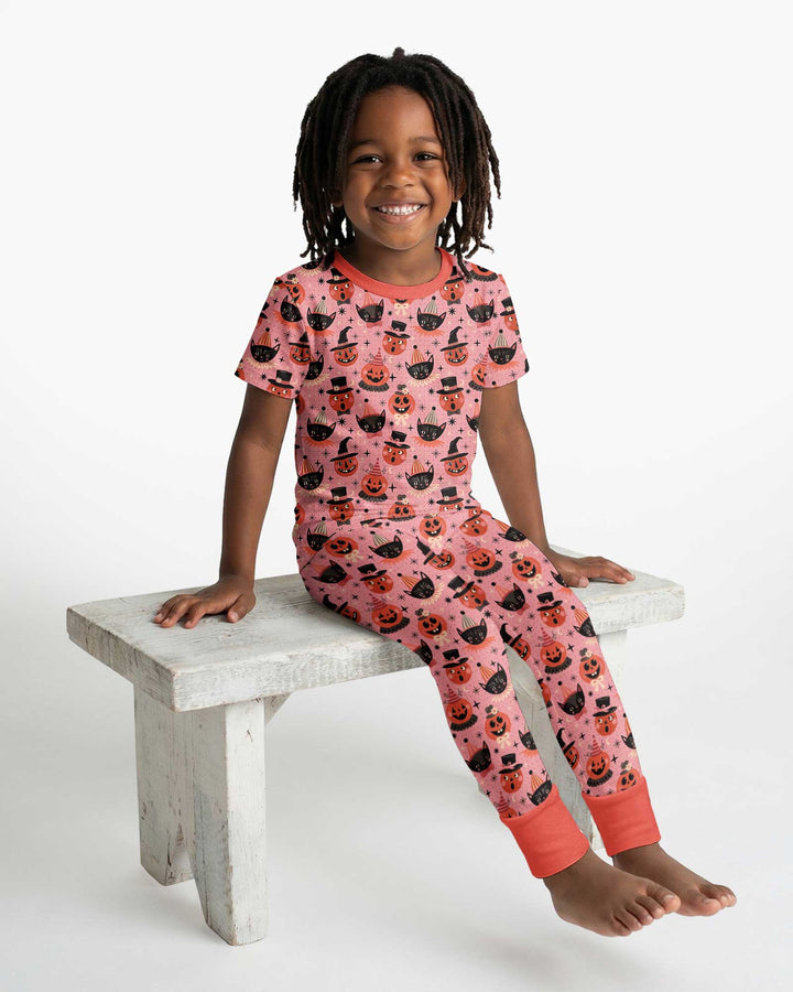 Retro Halloween Cats and Funny Pumpkins Bamboo Two Piece Short Sleeve Pajama Set
