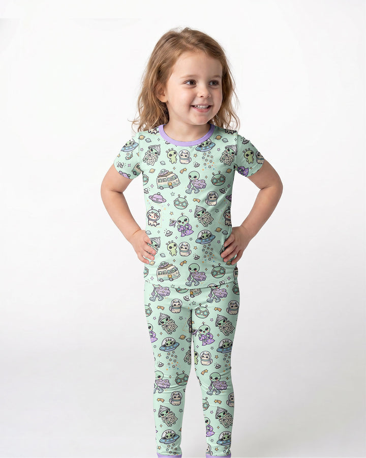 Zweiteiliges, kurzärmliges Pyjama-Set mit Marienkäfern