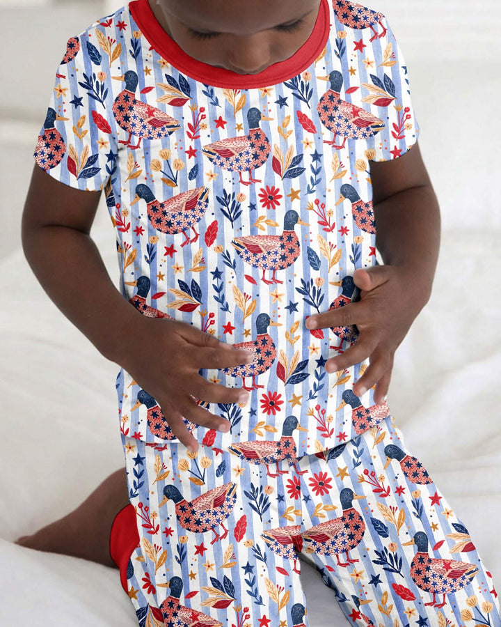 Zweiteiliges, kurzärmliges Pyjama-Set mit Marienkäfern