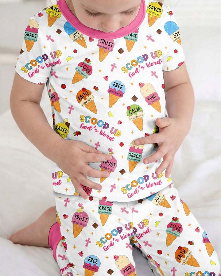 Zweiteiliges, kurzärmliges Pyjama-Set mit Marienkäfern