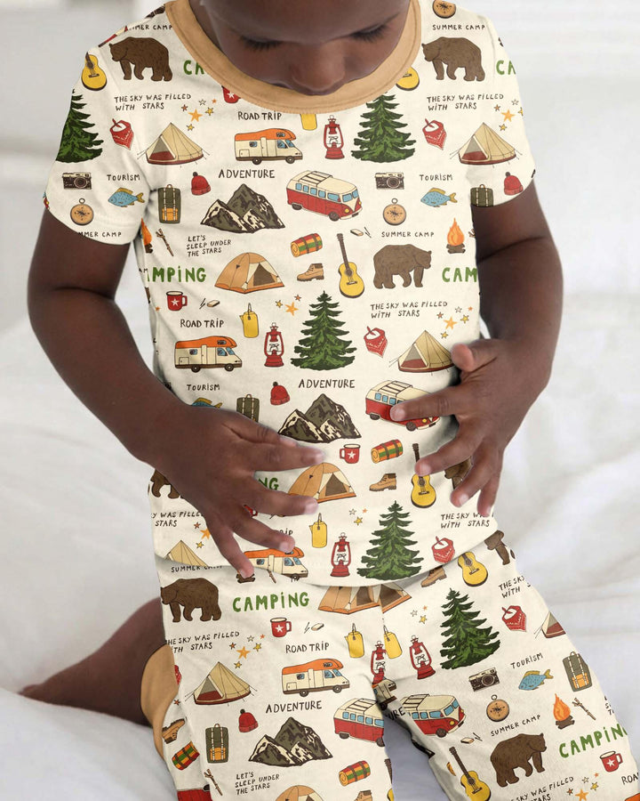Zweiteiliges, kurzärmliges Pyjama-Set mit Marienkäfern