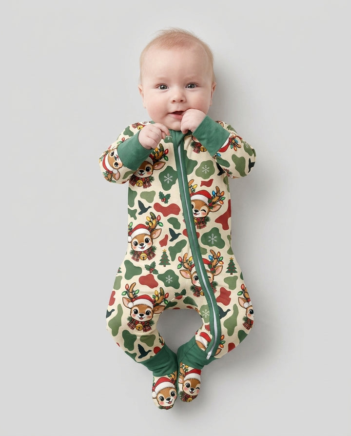 Christmas Deer Hunting Camo Bamboo Convertible Zippy