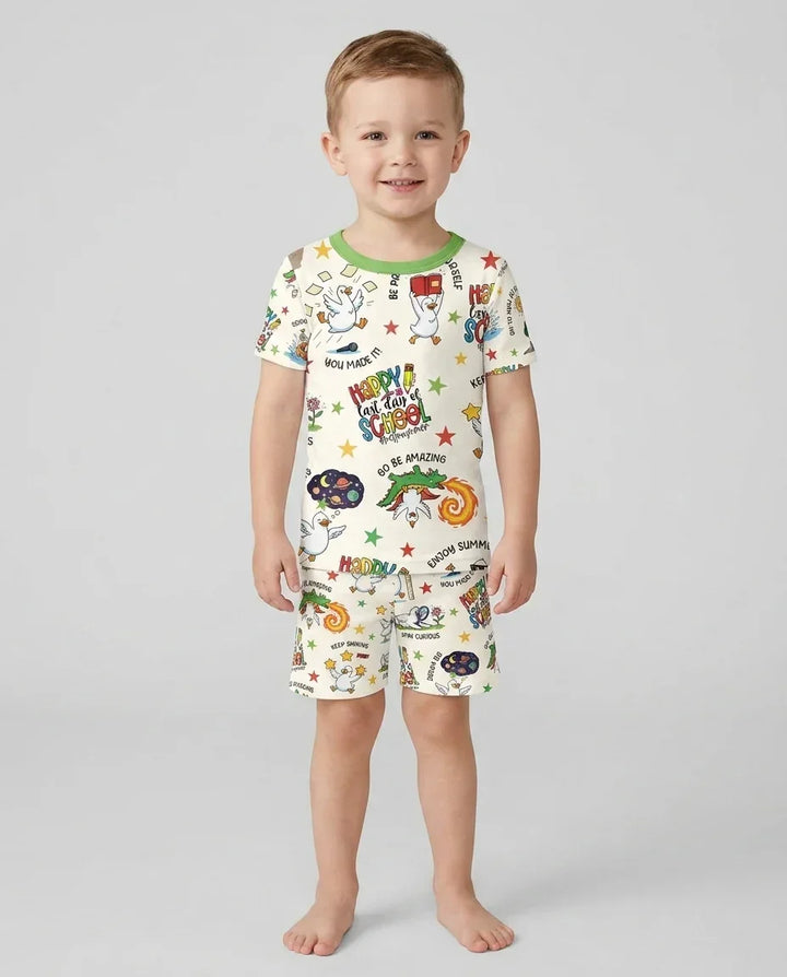 Template Zweiteiliges Pyjama-Set mit kurzen Ärmeln und Shorts