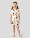 Template Zweiteiliges Pyjama-Set mit kurzen Ärmeln und Shorts