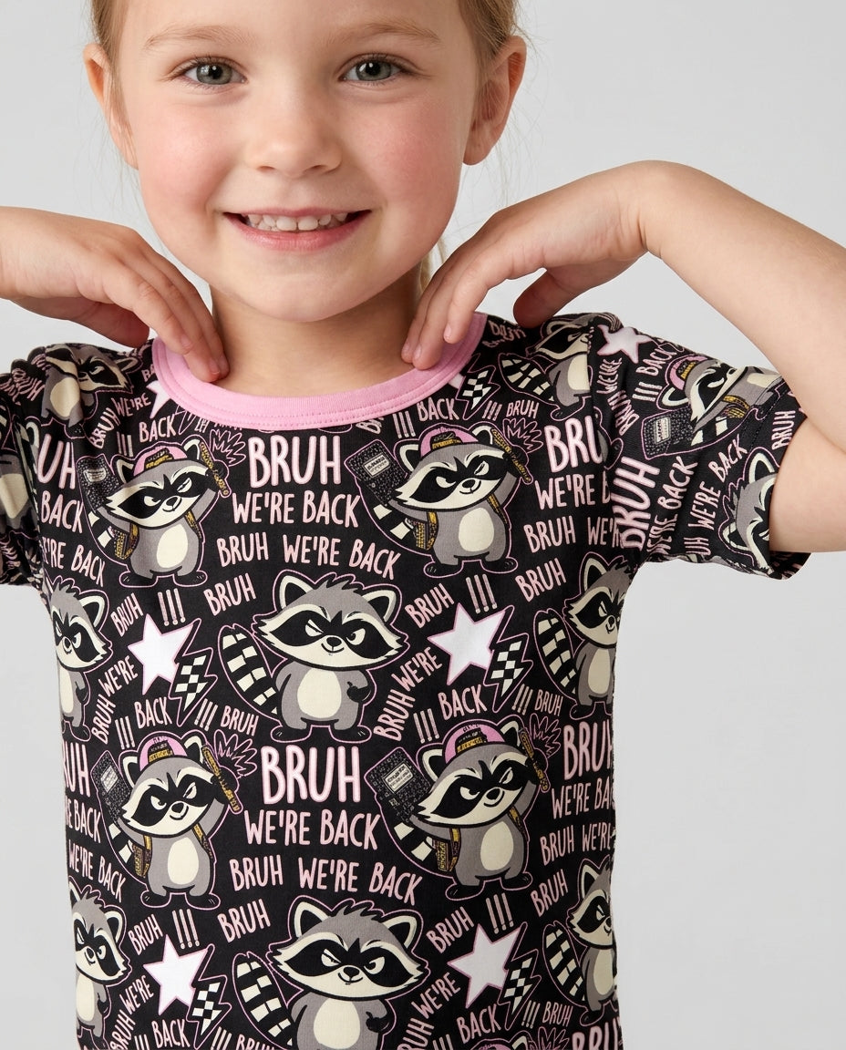 Template Zweiteiliges Pyjama-Set mit kurzen Ärmeln und Shorts