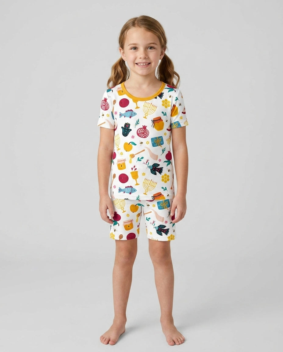 Template Zweiteiliges Pyjama-Set mit kurzen Ärmeln und Shorts