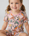 Template Zweiteiliges Pyjama-Set mit kurzen Ärmeln und Shorts