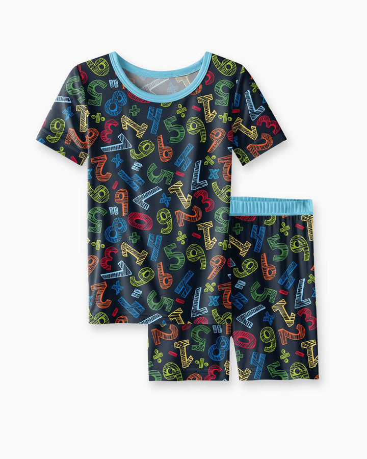 Template Zweiteiliges Pyjama-Set mit kurzen Ärmeln und Shorts