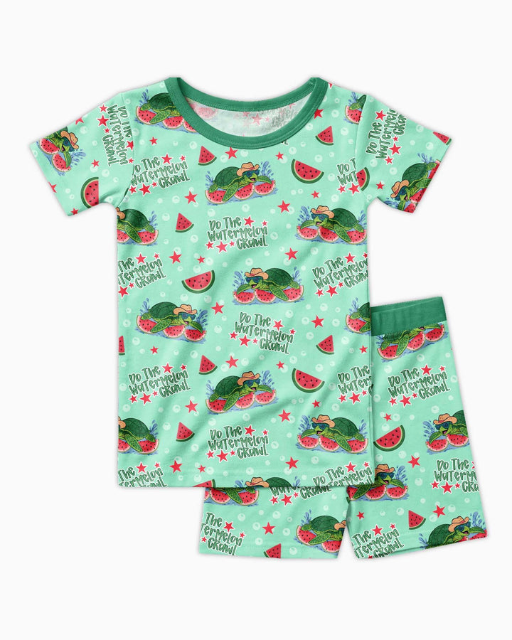 Template Zweiteiliges Pyjama-Set mit kurzen Ärmeln und Shorts
