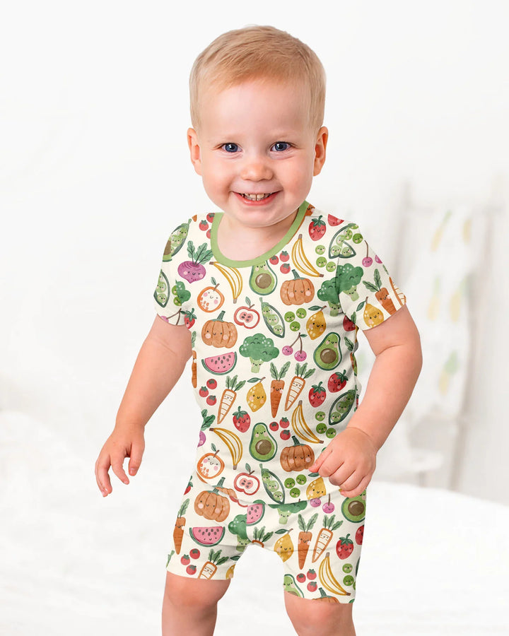 Template Zweiteiliges Pyjama-Set mit kurzen Ärmeln und Shorts