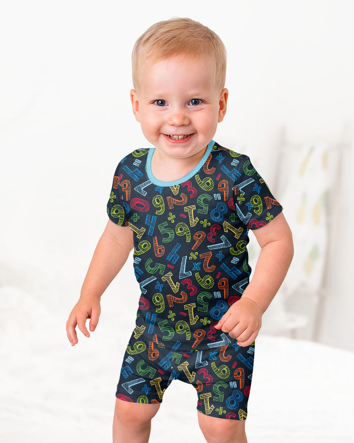 Template Zweiteiliges Pyjama-Set mit kurzen Ärmeln und Shorts