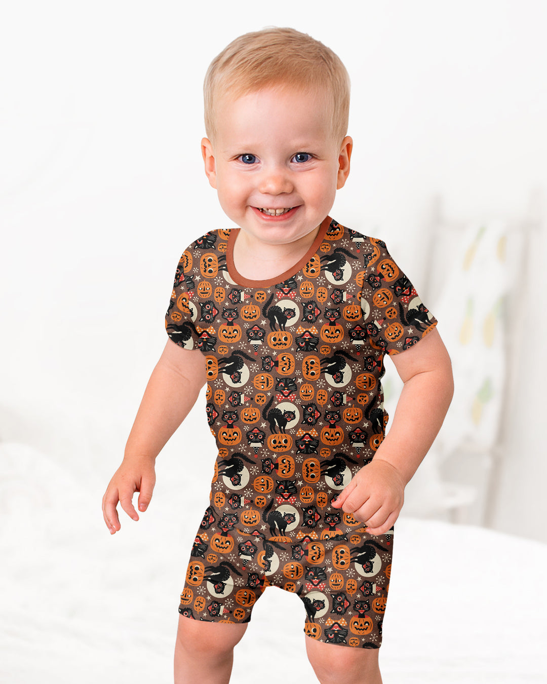 Vintage Halloween Black Cat Pumpkin Bamboo Two Piece Short Sleeve Shorts Pajama Set