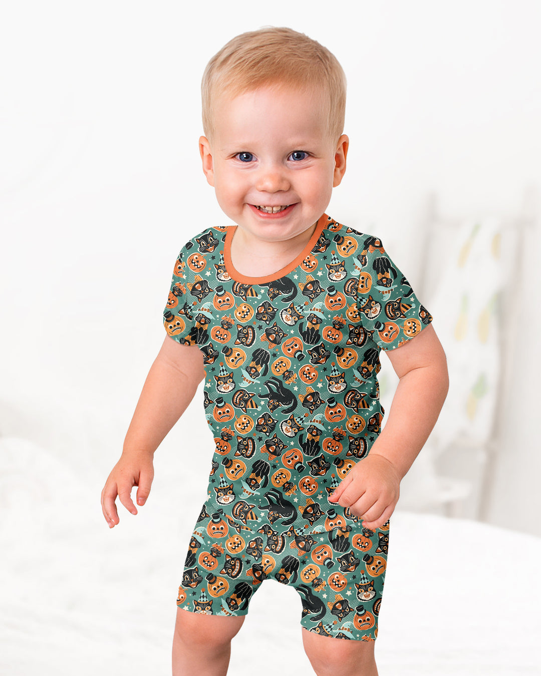 Retro Black Cat Witch Pumpkin Halloween Bamboo Two Piece Short Sleeve Shorts Pajama Set