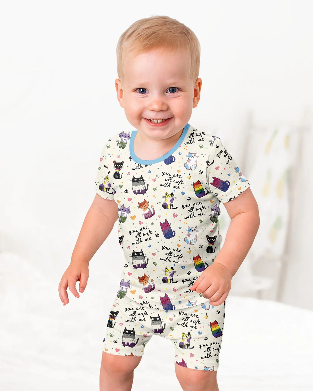 Template Zweiteiliges Pyjama-Set mit kurzen Ärmeln und Shorts