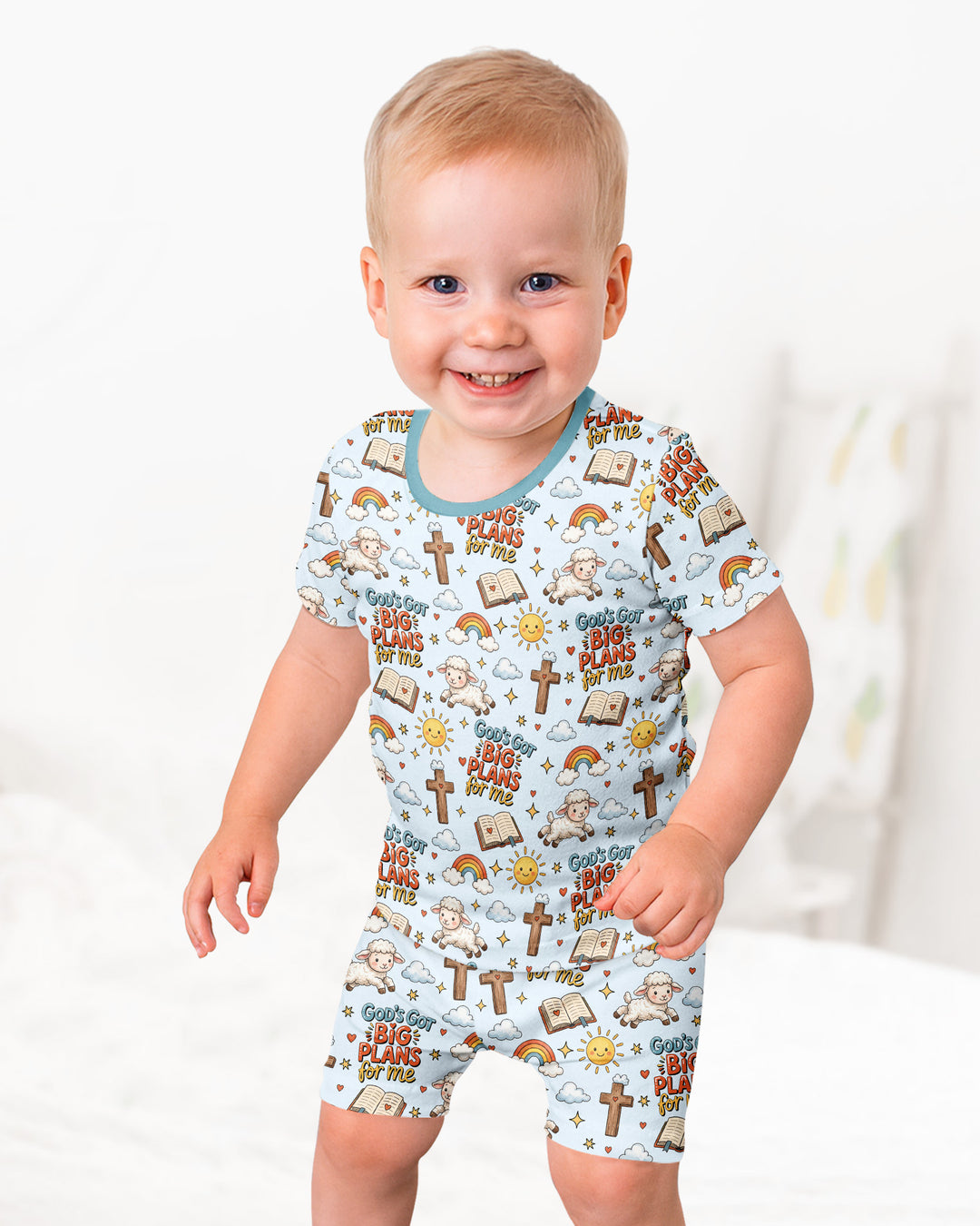 Template Zweiteiliges Pyjama-Set mit kurzen Ärmeln und Shorts
