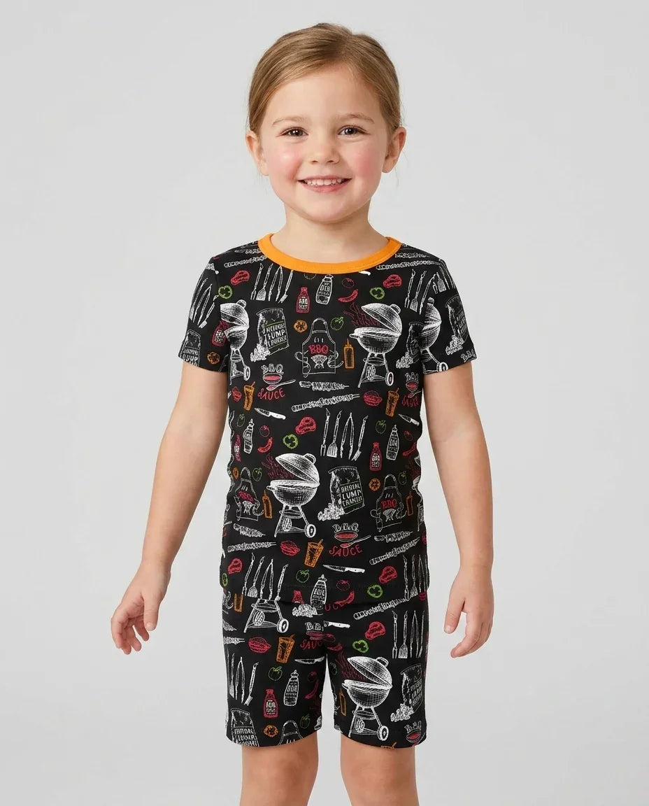 Template Zweiteiliges Pyjama-Set mit kurzen Ärmeln und Shorts