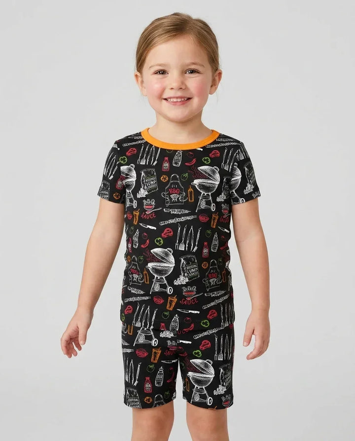 Template Zweiteiliges Pyjama-Set mit kurzen Ärmeln und Shorts