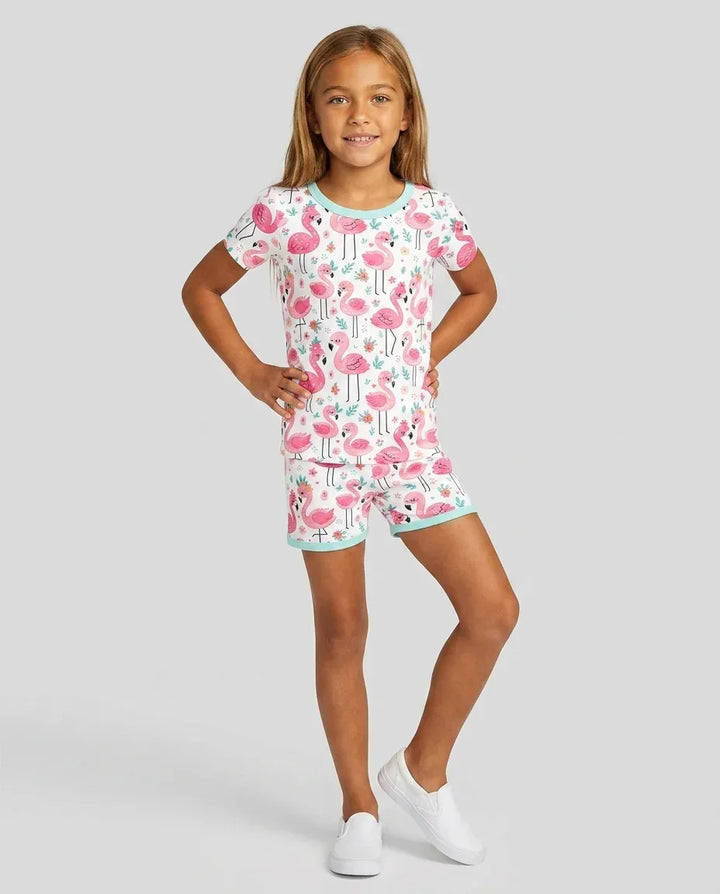 Template Zweiteiliges Pyjama-Set mit kurzen Ärmeln und Shorts