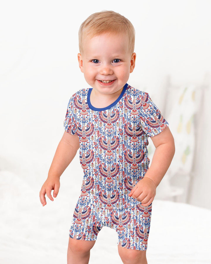 Template Zweiteiliges Pyjama-Set mit kurzen Ärmeln und Shorts