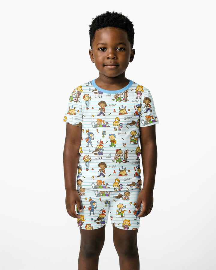 Template Zweiteiliges Pyjama-Set mit kurzen Ärmeln und Shorts