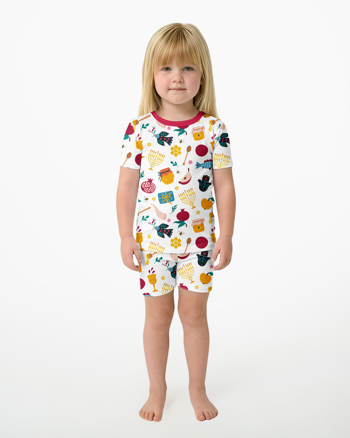 Template Zweiteiliges Pyjama-Set mit kurzen Ärmeln und Shorts
