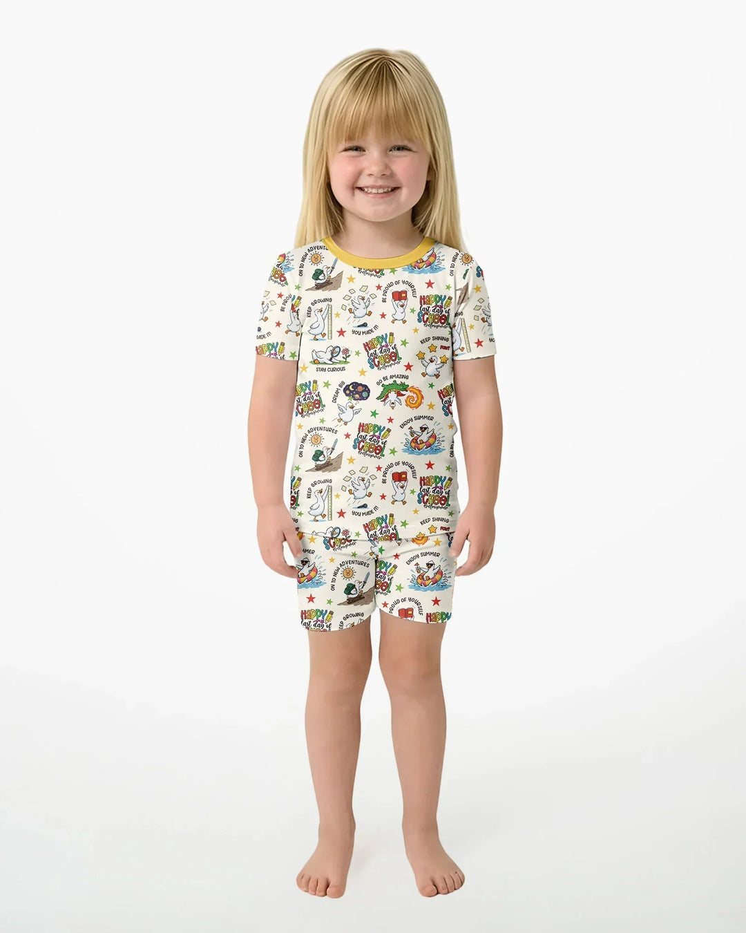 Template Zweiteiliges Pyjama-Set mit kurzen Ärmeln und Shorts