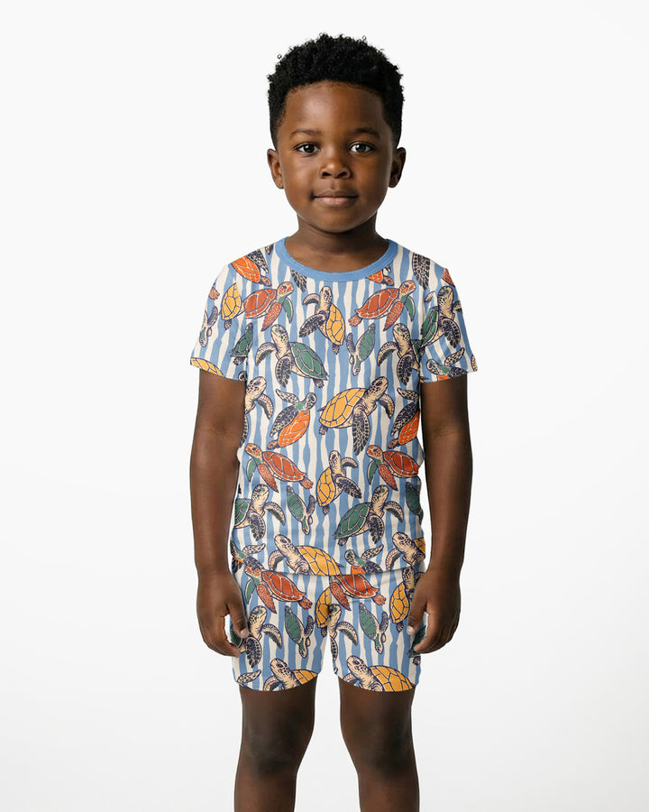 Template Zweiteiliges Pyjama-Set mit kurzen Ärmeln und Shorts