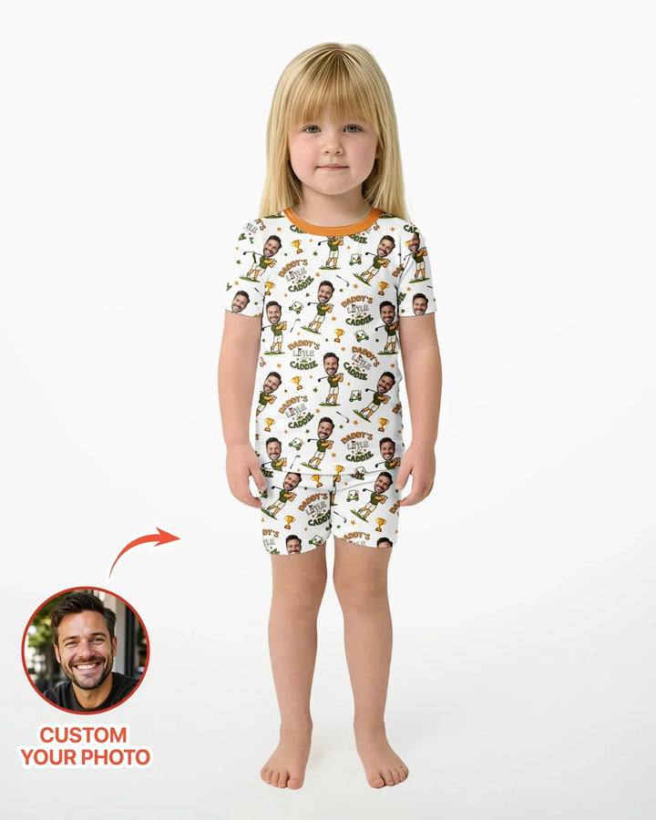 Zweiteiliges Pyjama-Set mit kurzen Ärmeln und Shorts im Sommer-Design
