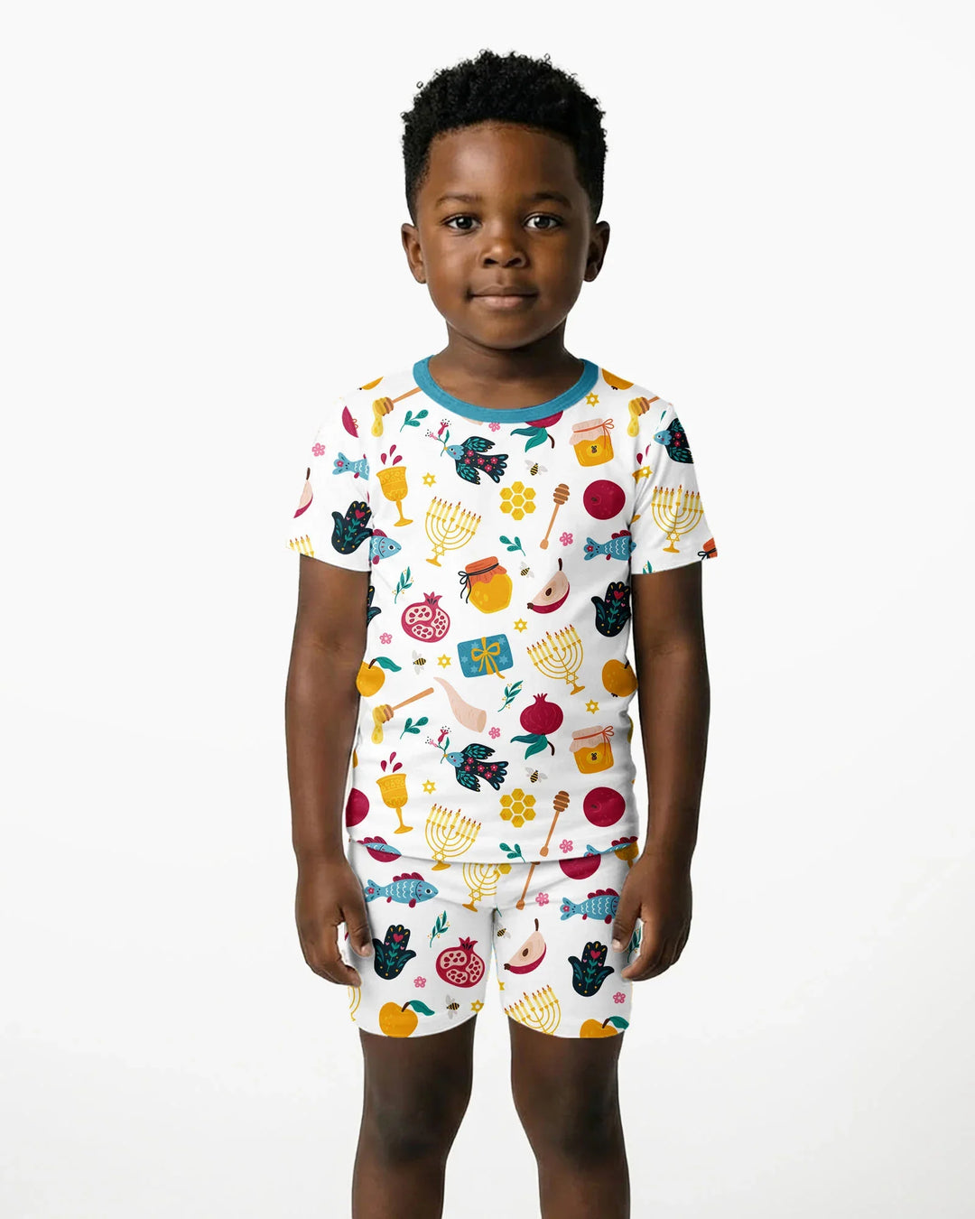 Template Zweiteiliges Pyjama-Set mit kurzen Ärmeln und Shorts