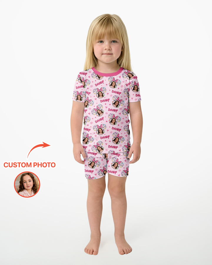 Zweiteiliges Pyjama-Set mit kurzen Ärmeln und Shorts im Sommer-Design