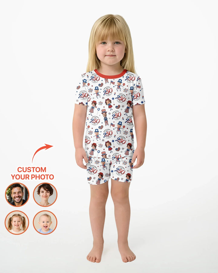 Zweiteiliges Pyjama-Set mit kurzen Ärmeln und Shorts im Sommer-Design