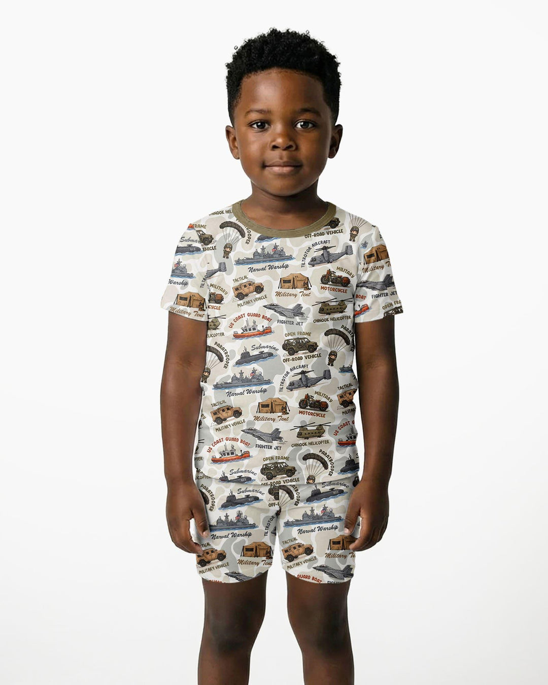 Template Zweiteiliges Pyjama-Set mit kurzen Ärmeln und Shorts