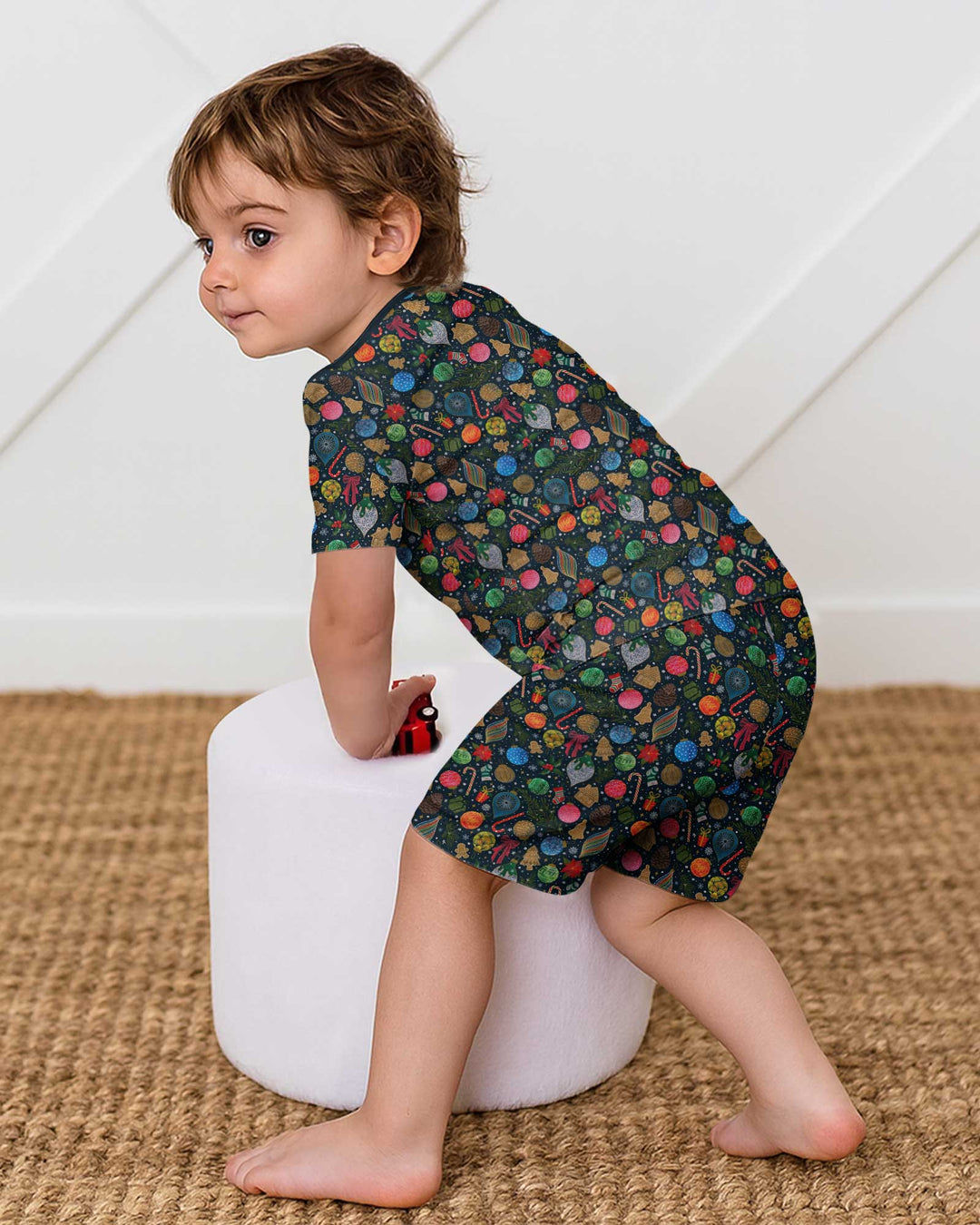 Holiday Ditsy Bamboo Two Piece Short Sleeve Shorts Pajama Set