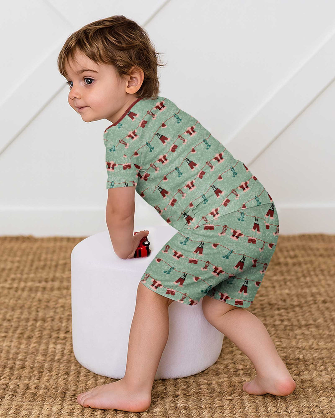 Santa In The Snow Bamboo Two Piece Short Sleeve Shorts Pajama Set