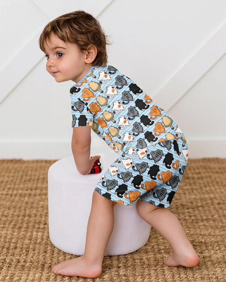 Template Zweiteiliges Pyjama-Set mit kurzen Ärmeln und Shorts