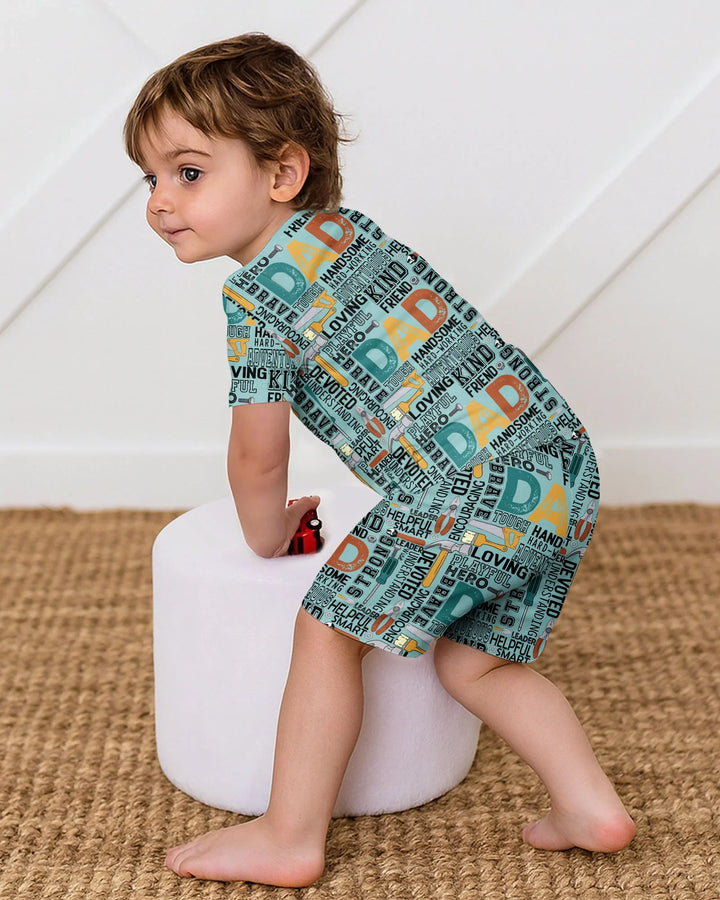 Template Zweiteiliges Pyjama-Set mit kurzen Ärmeln und Shorts