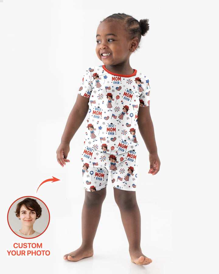 Zweiteiliges Pyjama-Set mit kurzen Ärmeln und Shorts im Sommer-Design