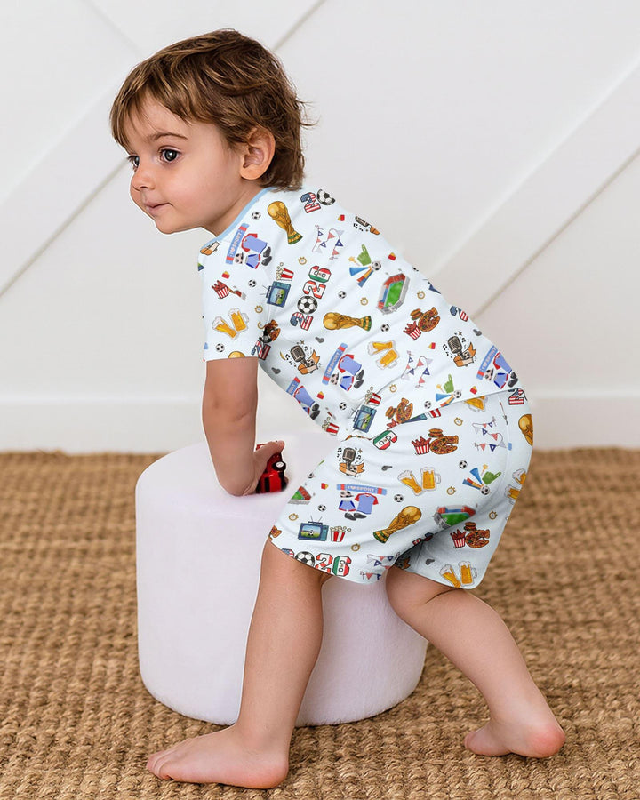 Template Zweiteiliges Pyjama-Set mit kurzen Ärmeln und Shorts