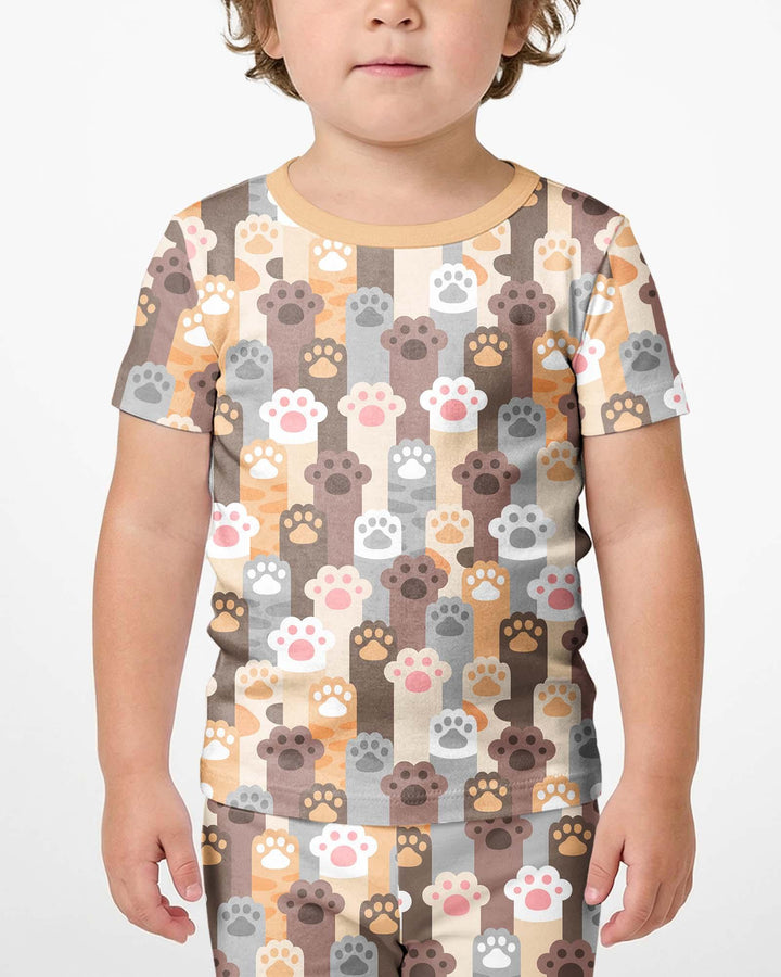 Template Zweiteiliges Pyjama-Set mit kurzen Ärmeln und Shorts