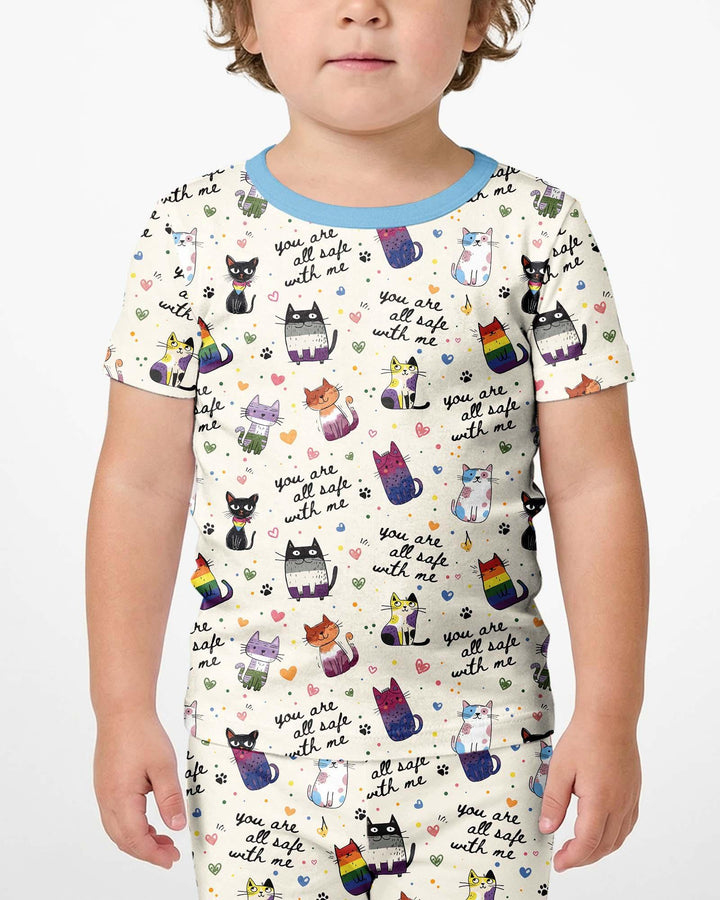 Template Zweiteiliges Pyjama-Set mit kurzen Ärmeln und Shorts