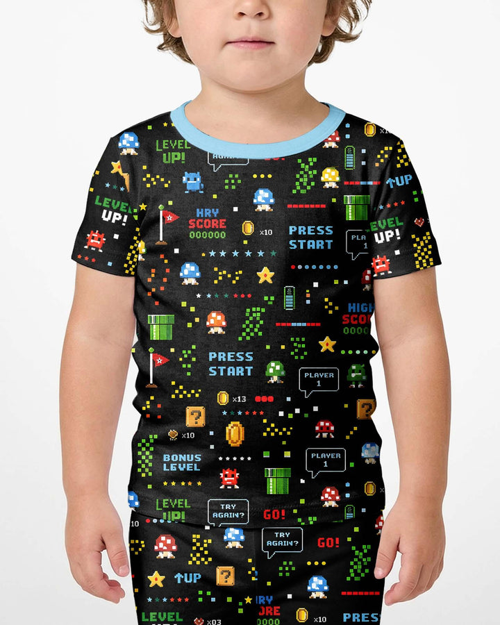 Template Zweiteiliges Pyjama-Set mit kurzen Ärmeln und Shorts