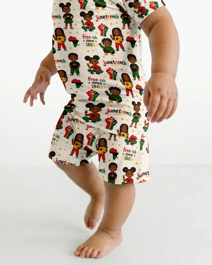 Template Zweiteiliges Pyjama-Set mit kurzen Ärmeln und Shorts